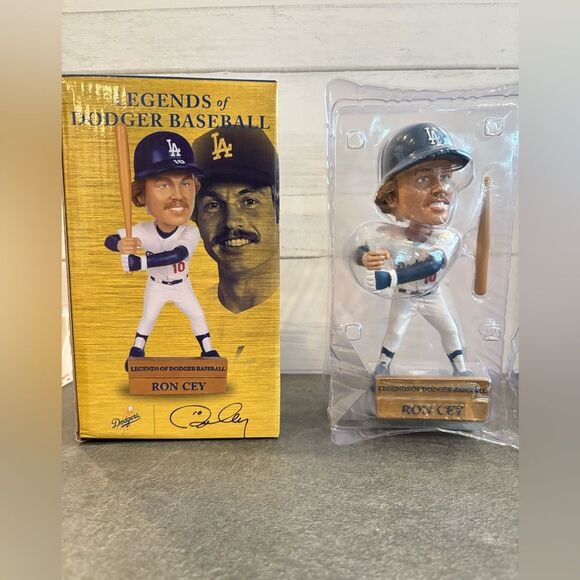 SGA Los Angeles Dodgers Ron Cey Legends of Dodger Baseball Bobblehead NEW - Picture 2 of 6